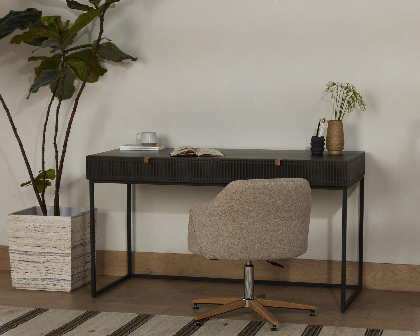 Kasiah Desk
